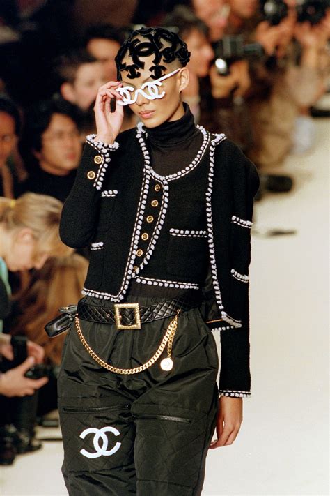 casco chanel|coco chanel fashion show.